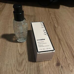 Mary Kay Timewise Night Solution with Black Cap and Clear Gel